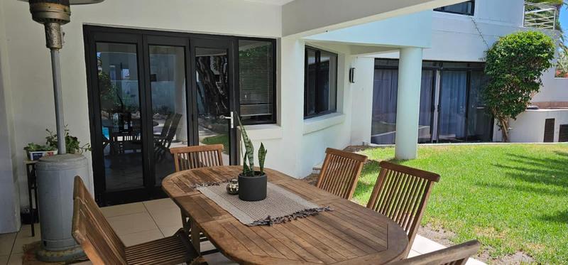To Let 4 Bedroom Property for Rent in Sunset Beach Western Cape